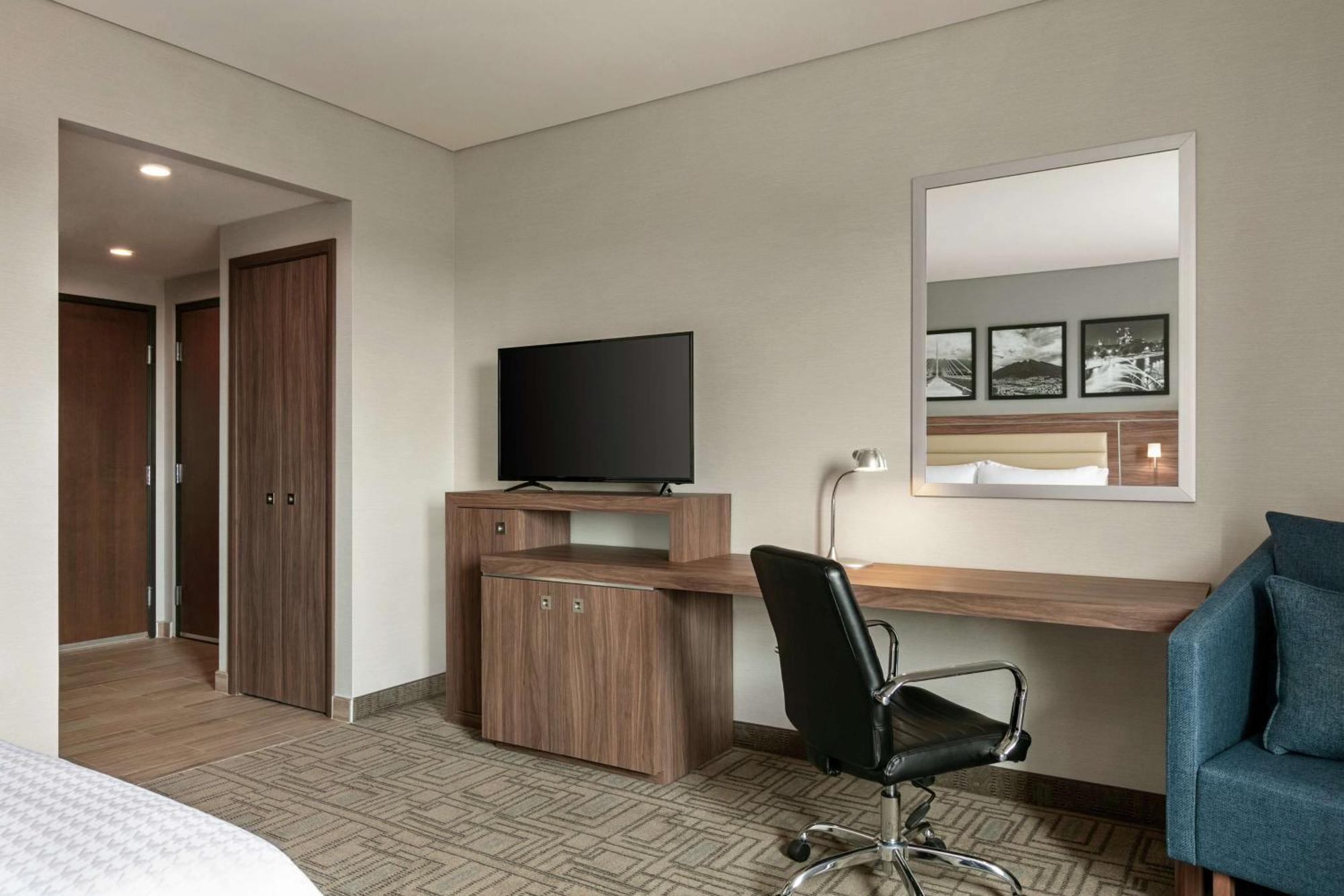 Hampton Inn By Hilton Monterrey Apodaca Zewnętrze zdjęcie
