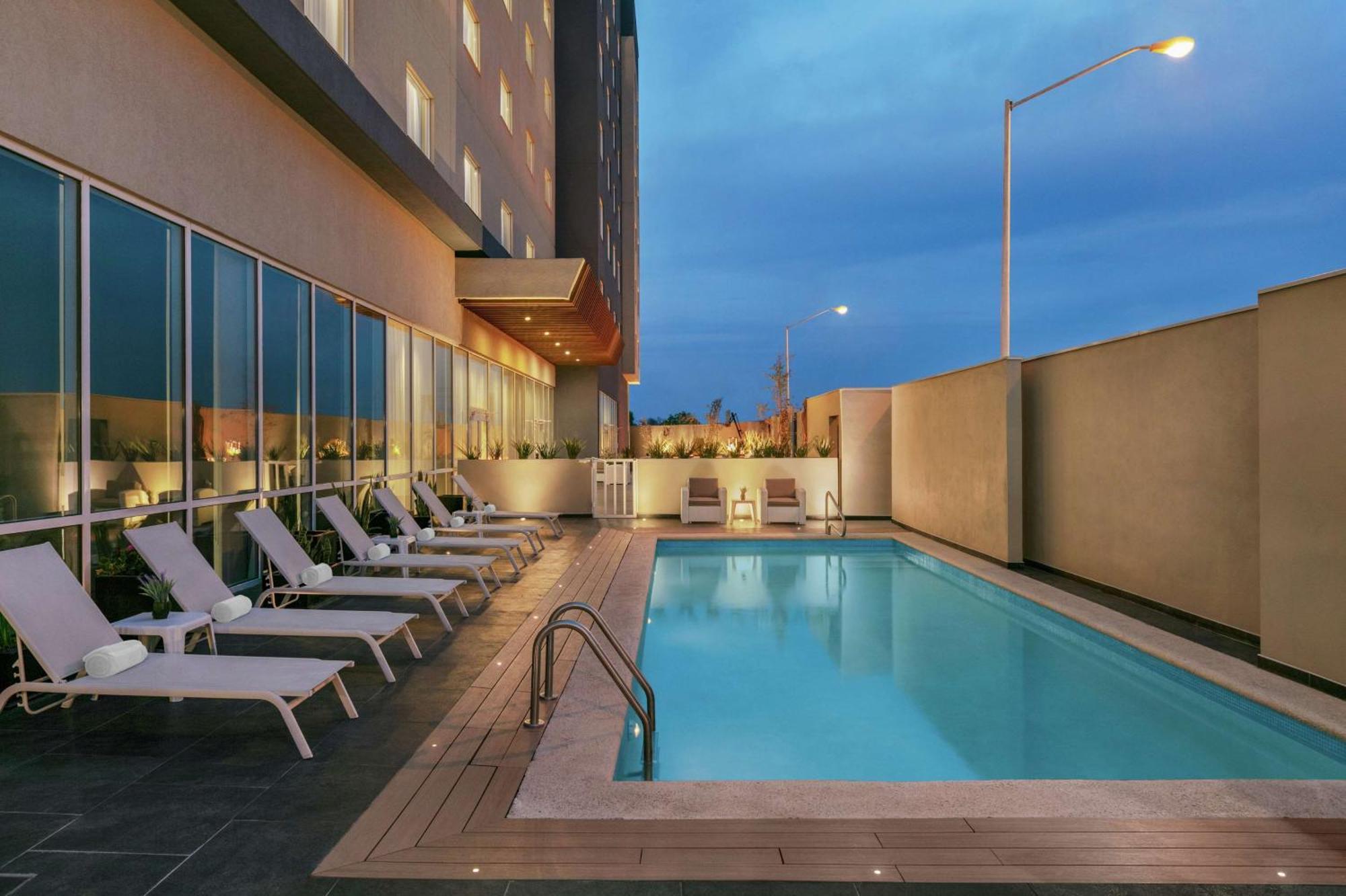 Hampton Inn By Hilton Monterrey Apodaca Zewnętrze zdjęcie