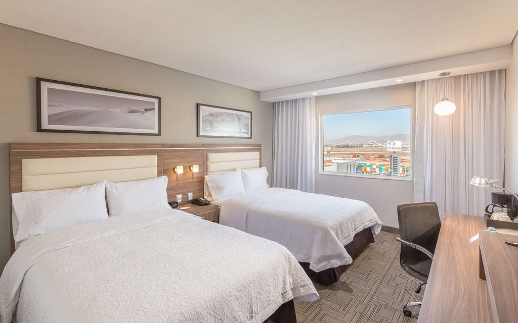 Hampton Inn By Hilton Monterrey Apodaca Pokój zdjęcie